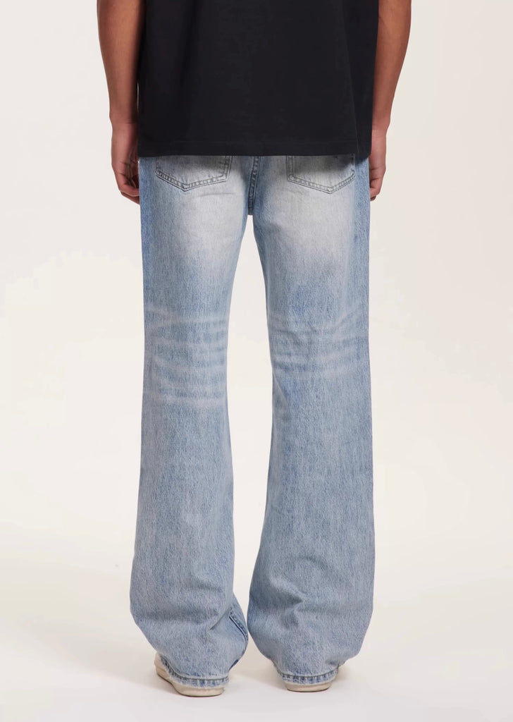 8FF/24SS Blue Brushed Ripped Straight Jeans