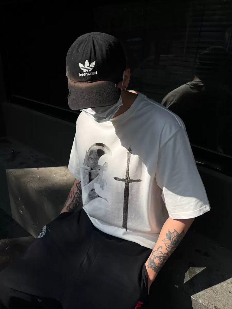 DONSMOKE Knight Armor Graphic Tee