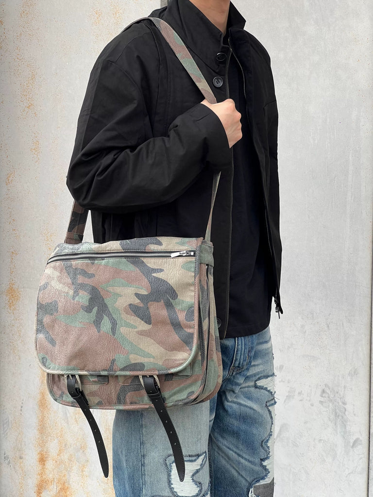 HermitCreate Camo Buckle Messenger Bag