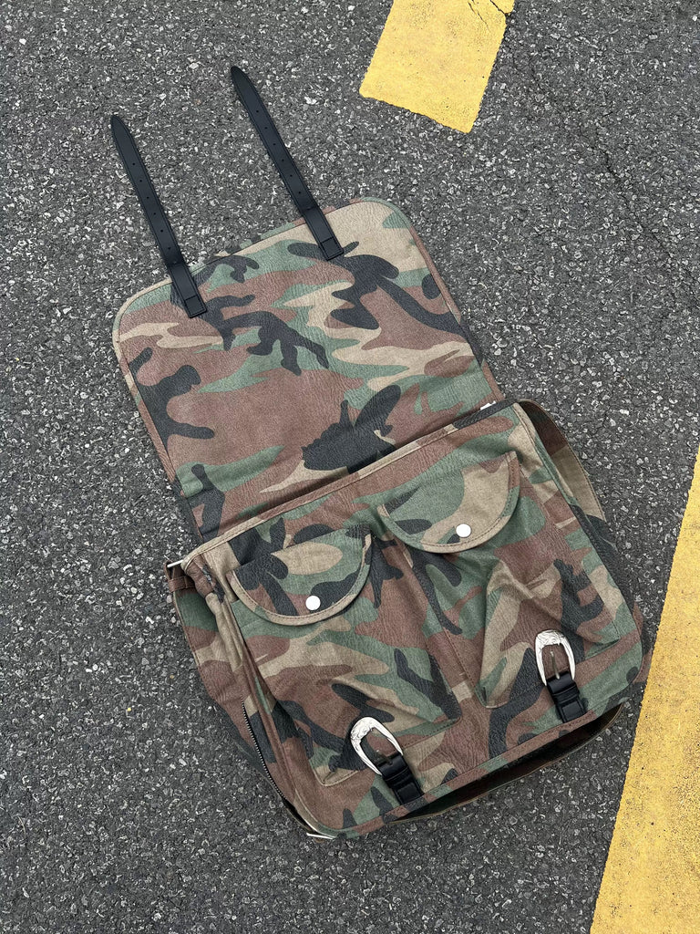 HermitCreate Camo Buckle Messenger Bag